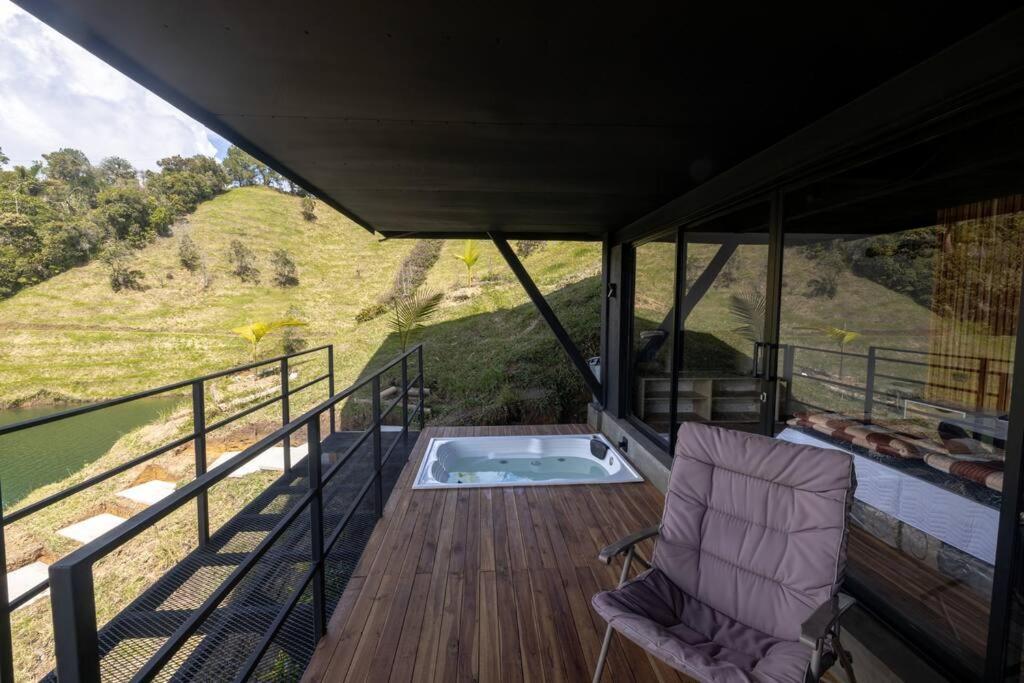 Sky House Cabana Guatape La Pradera  Buitenkant foto